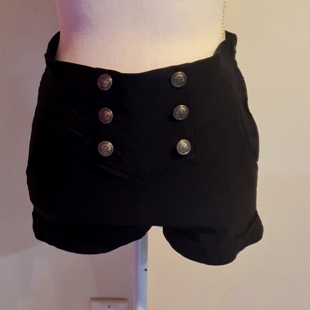 HAE High waisted dress shorts. Size M